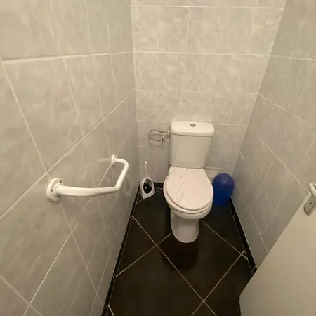 216m2, 7ch, 15 Pers : Piscine, Spa, Billard Casa de Férias